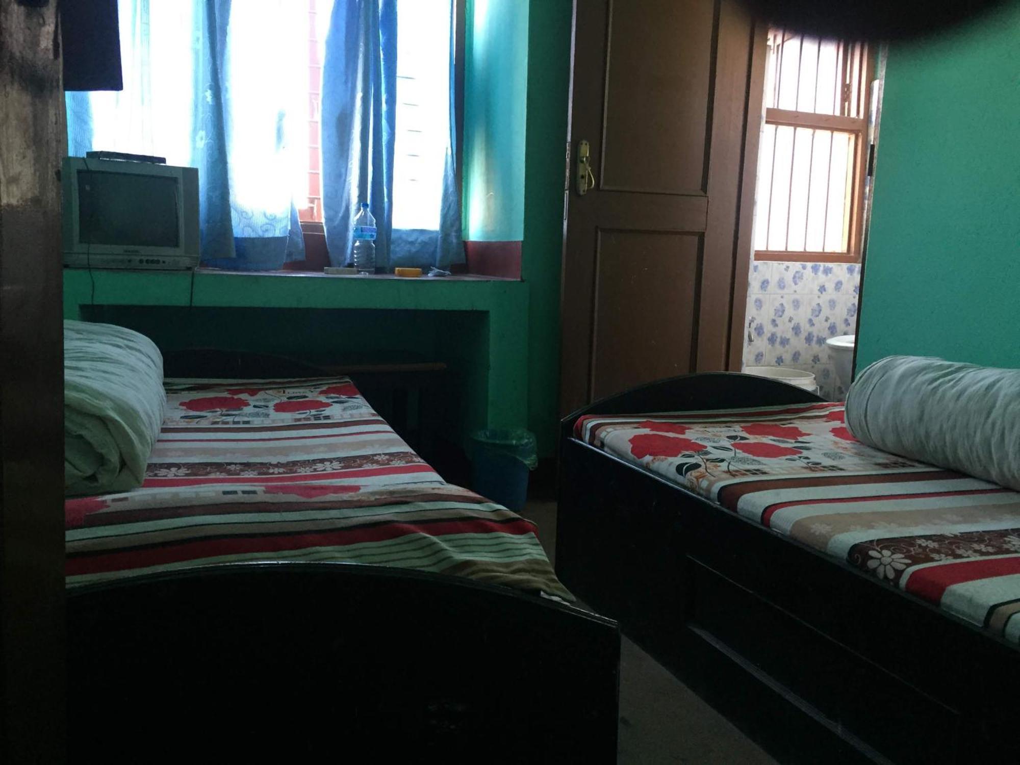 Hotel New Basuki Private Limited Tokha المظهر الخارجي الصورة